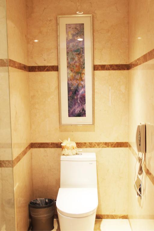 グラルン ジンリン ホテル ナンジン 南京市 エクステリア 写真